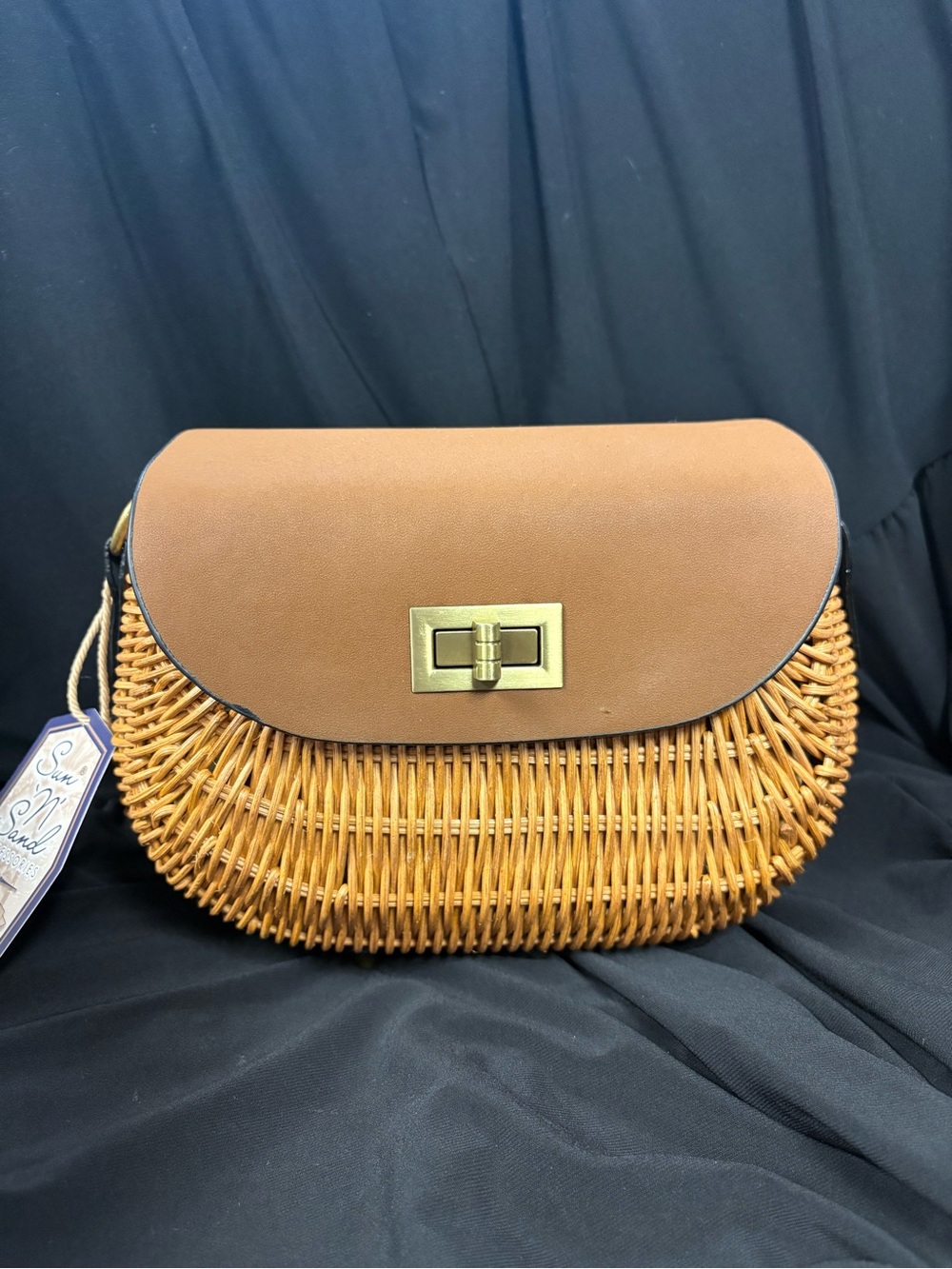 NWT! Sun N’ Sand “SPRUCE VALLEY” Crossbody Bag, TAN - Picture 2 of 10